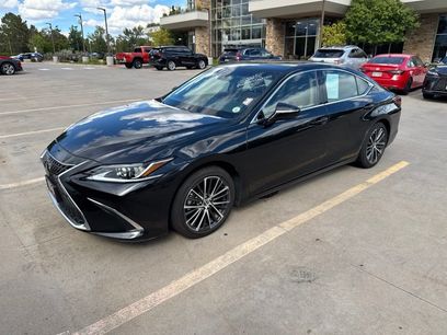 Used 2025 Lexus ES 350 w/ Premium Package