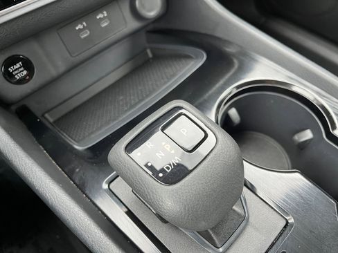 Used 2025 Nissan Rogue SV FWD image 43
