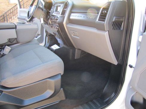 Used 2018 Ford F250 XLT image 18