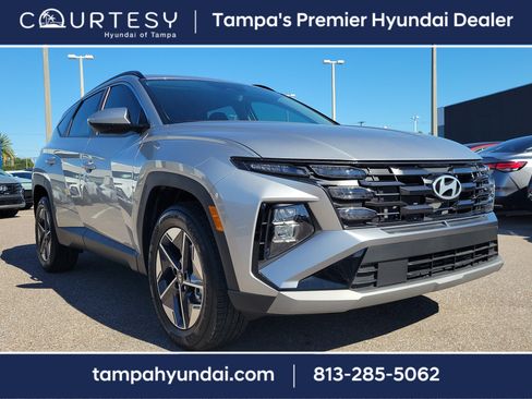 Used 2025 Hyundai Tucson SEL image 2