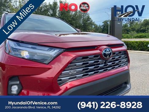 Used 2023 Toyota RAV4 Limited FWD image 7