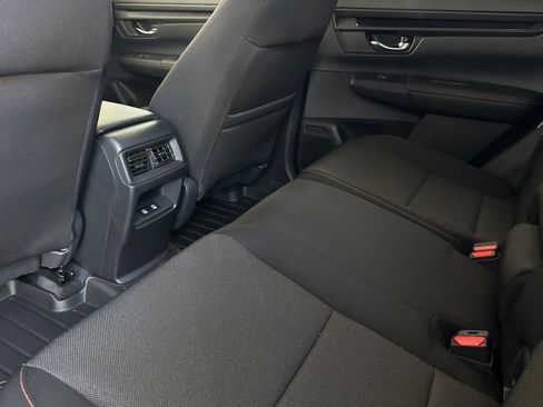 Used 2025 Honda CR-V Sport image 29