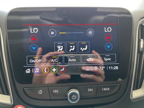 Used 2024 Chevrolet Malibu LT image 15