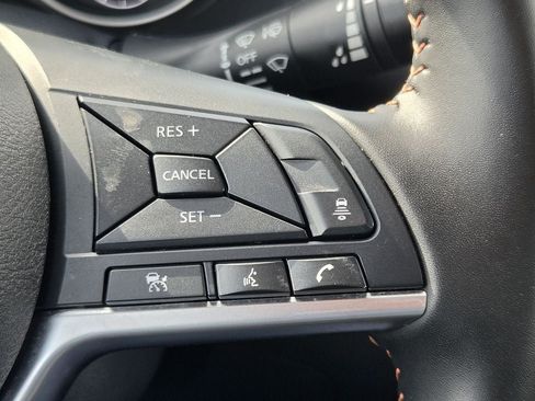 Used 2025 Nissan Sentra SR FWD image 22