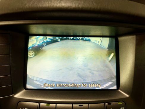 Used 2007 Toyota Land Cruiser image 15