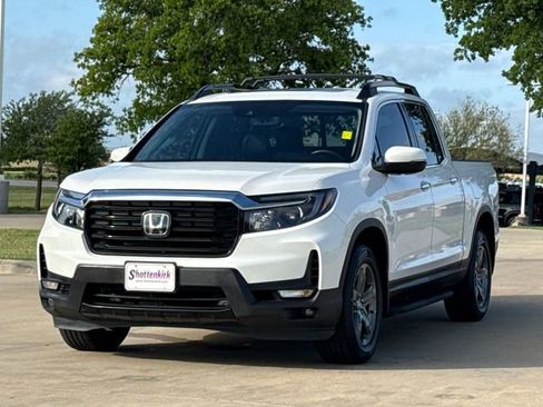 Used 2023 Honda Ridgeline RTL-E image 3