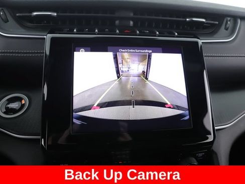 Used 2025 Jeep Grand Cherokee Laredo w/ Trailer Tow Package AWD/4WD image 4