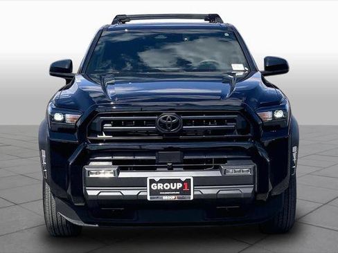 Certified 2025 Toyota 4Runner SR5 AWD/4WD image 4