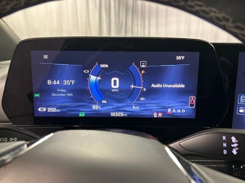 Used 2024 Chevrolet Blazer EV LT image 16