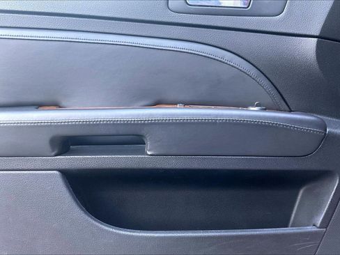 Used 2008 Cadillac STS V8 image 14