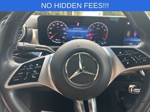 Used 2025 Mercedes-Benz CLA 250 image 32
