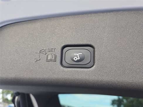 New 2026 Lincoln Nautilus Black Label AWD/4WD image 29