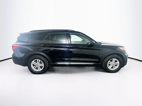 Used 2022 Ford Explorer XLT w/ Equipment Group 202A RWD image 10