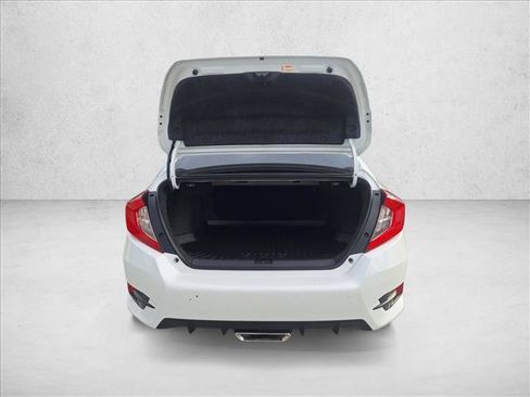 Used 2019 Honda Civic Sport image 17