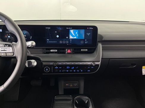 New 2026 Hyundai Ioniq 5 SEL image 16