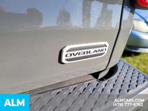 Used 2020 Jeep Gladiator Overland image 12