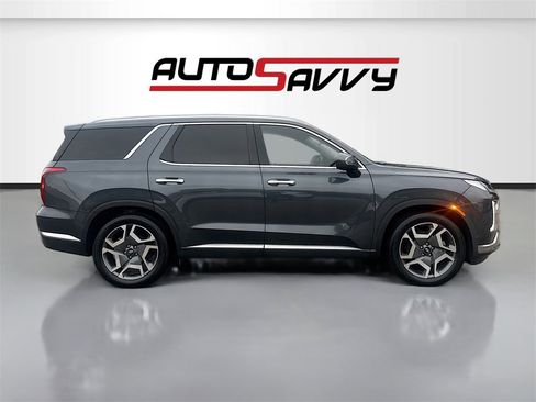 Used 2024 Hyundai Palisade Limited image 8