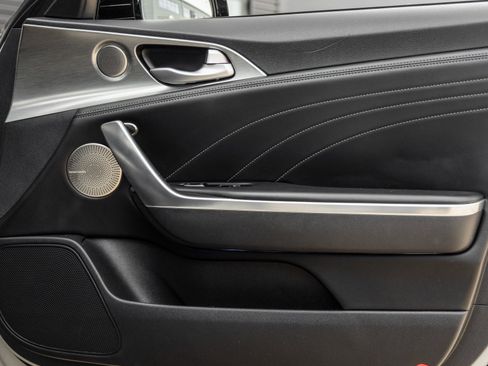 Used 2022 Kia Stinger GT2 image 42