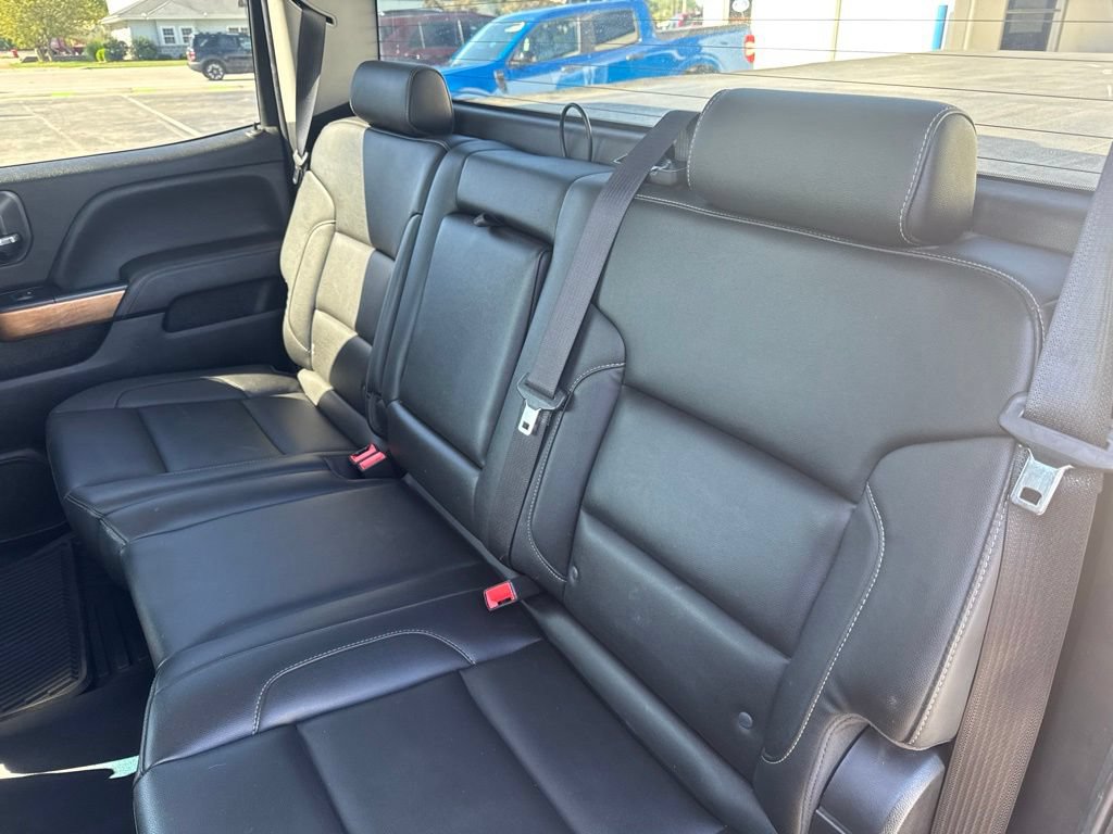 Used 2018 Chevrolet Silverado 2500 LTZ w/ Snow Plow Prep Package AWD/4WD image 31