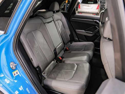 Used 2020 Audi Q3 2.0T Premium Plus w/ Premium Plus Package image 39