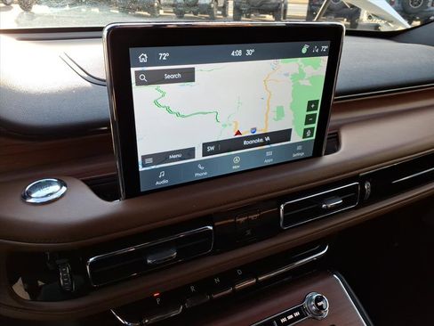 Certified 2023 Lincoln Aviator Reserve w/ Equipment Group 201A image 16