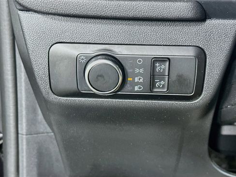 Used 2025 Ford Escape Active FWD image 17