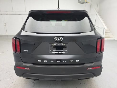 Used 2021 Kia Sorento LX AWD/4WD image 7