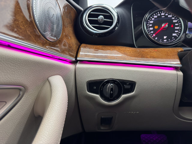 Used 2019 Mercedes-Benz E 300 4MATIC image 35