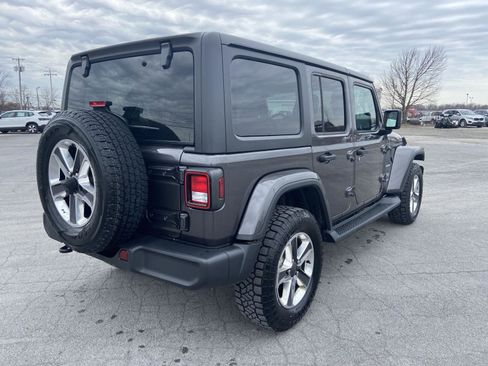 Used 2021 Jeep Wrangler Unlimited Sahara image 10