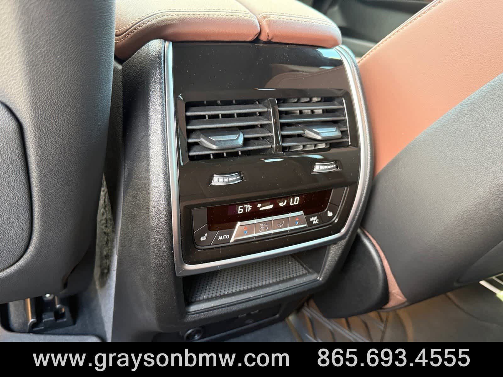 Used 2026 BMW X5 xDrive40i w/ M Sport Package AWD/4WD image 18