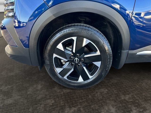 Certified 2026 Nissan Kicks SV w/ Interior Electronics Package AWD/4WD image 10