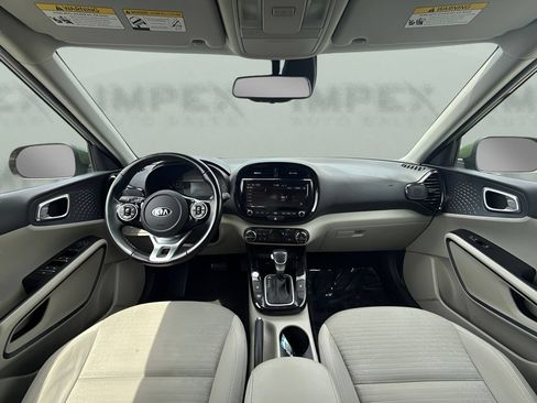 Used 2020 Kia Soul EX FWD image 12