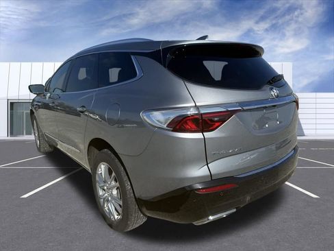 Used 2024 Buick Enclave Essence w/ Experience Buick Package image 4