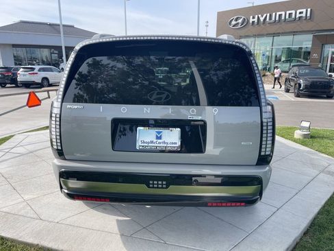 New 2026 Hyundai Ioniq 9 Calligraphy AWD/4WD image 4
