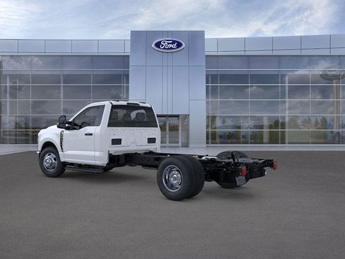 New 2026 Ford F350 XLT image 4