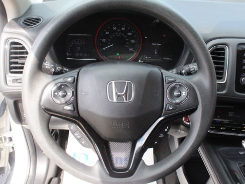 Used 2022 Honda HR-V EX image 14