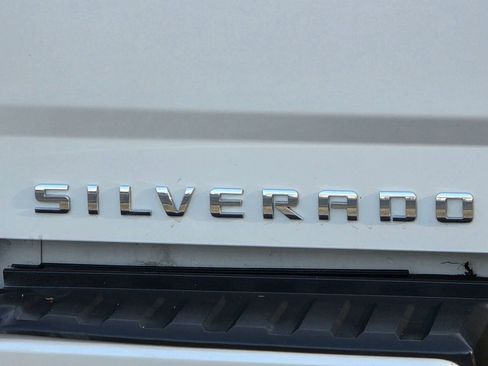 Used 2016 Chevrolet Silverado 1500 LT w/ All Star Edition image 32