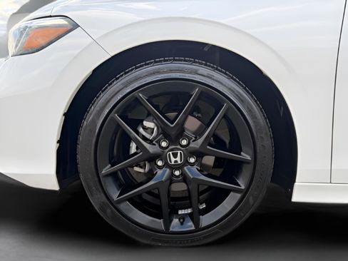 Used 2026 Honda Civic Sport image 32