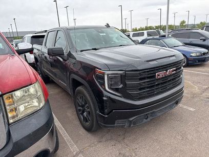 Used 2024 GMC Sierra 1500 Pro w/ Graphite Edition