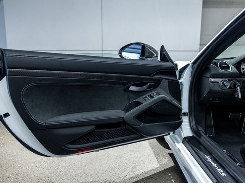 Certified 2025 Porsche 718 Boxster Spyder RS image 30