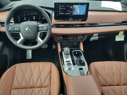 New 2026 Mitsubishi Outlander SEL AWD/4WD image 17
