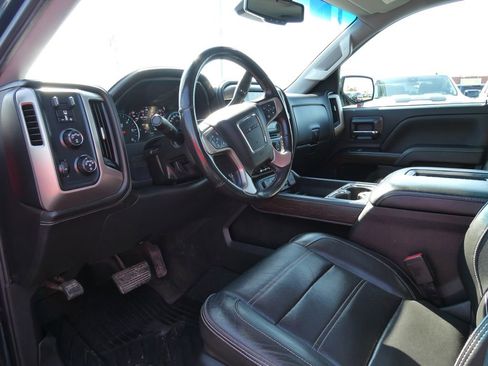 Used 2018 GMC Sierra 1500 Denali w/ Denali Ultimate Package AWD/4WD image 23