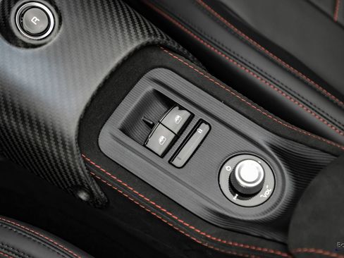 Used 2023 Maserati MC20 Spyder RWD image 73