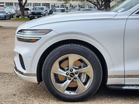 New 2026 Genesis GV70 2.5T Advanced image 6