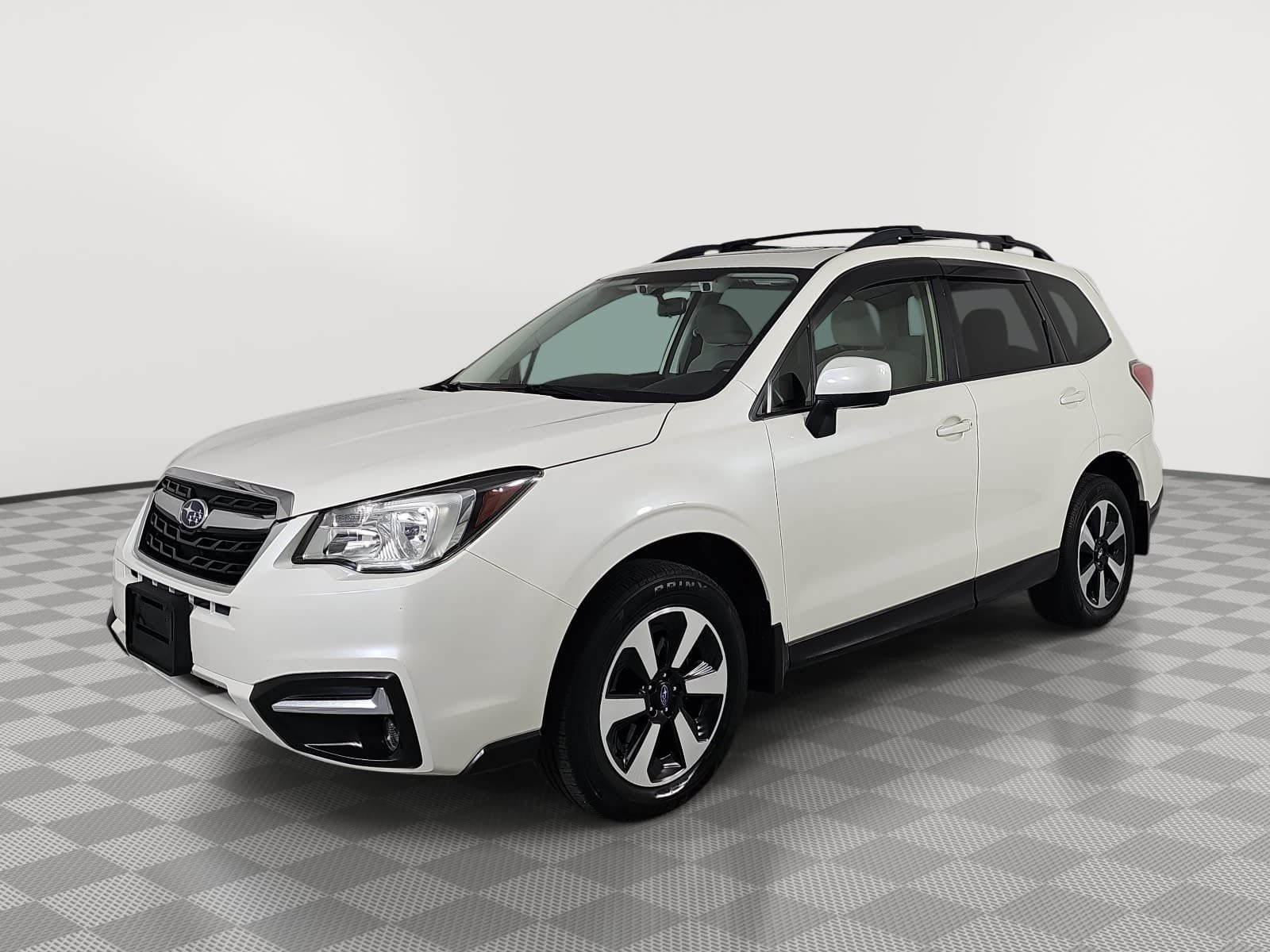 Used 2017 Subaru Forester 2.5i Premium AWD/4WD image 4