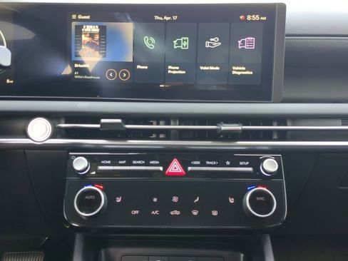 New 2025 Hyundai Santa Cruz SEL image 8