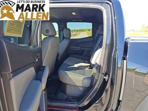 Used 2024 Chevrolet Colorado ZR2 AWD/4WD image 25