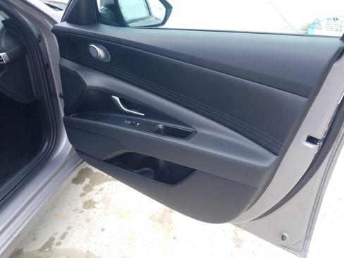 New 2026 Hyundai Elantra SE w/ Cargo Package FWD image 16
