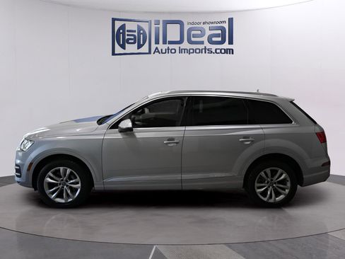 Used 2018 Audi Q7 3.0T Premium Plus w/ Premium Plus Package AWD/4WD image 2