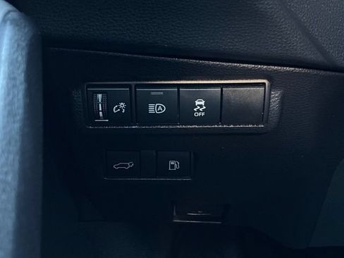 Certified 2025 Toyota Corolla Cross AWD Hybrid w/ Convenience Package image 28